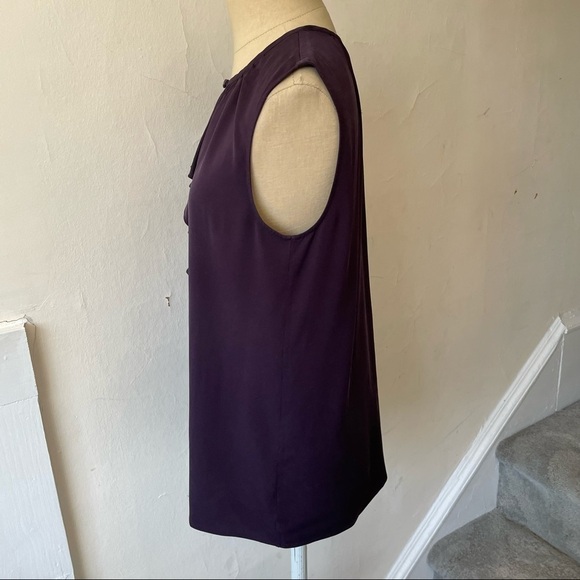 Theory Purple Silk Sleeveless Ruffle Keyhole Front Junio Blouse EUC Size Small - Picture 2 of 9
